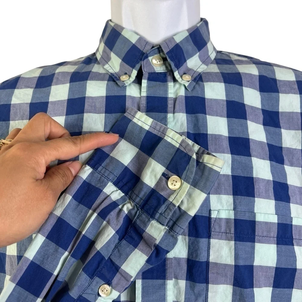 J.Crew Men’s Casual Shirt Button down Plaid Size M